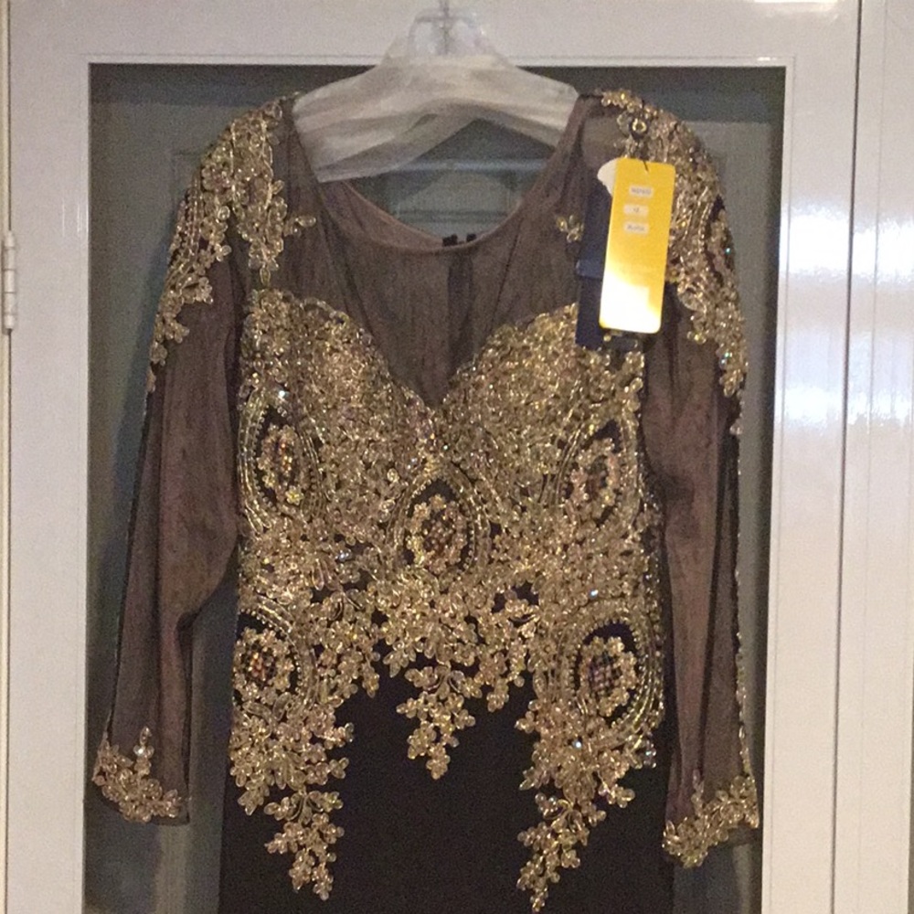 Formal dress, never worn